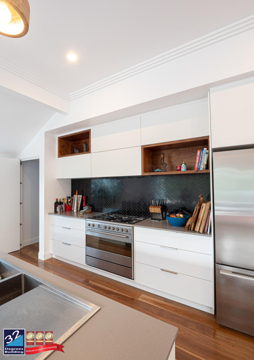 thirroul gf ext-122